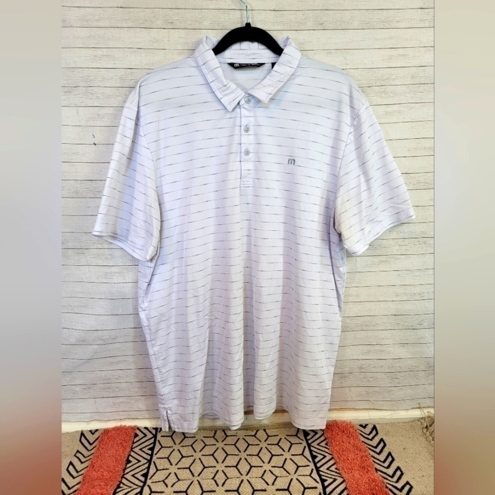 TRAVIS MATHEW WHITE POLO w GRAY DOT DESIGN, SZ XXL